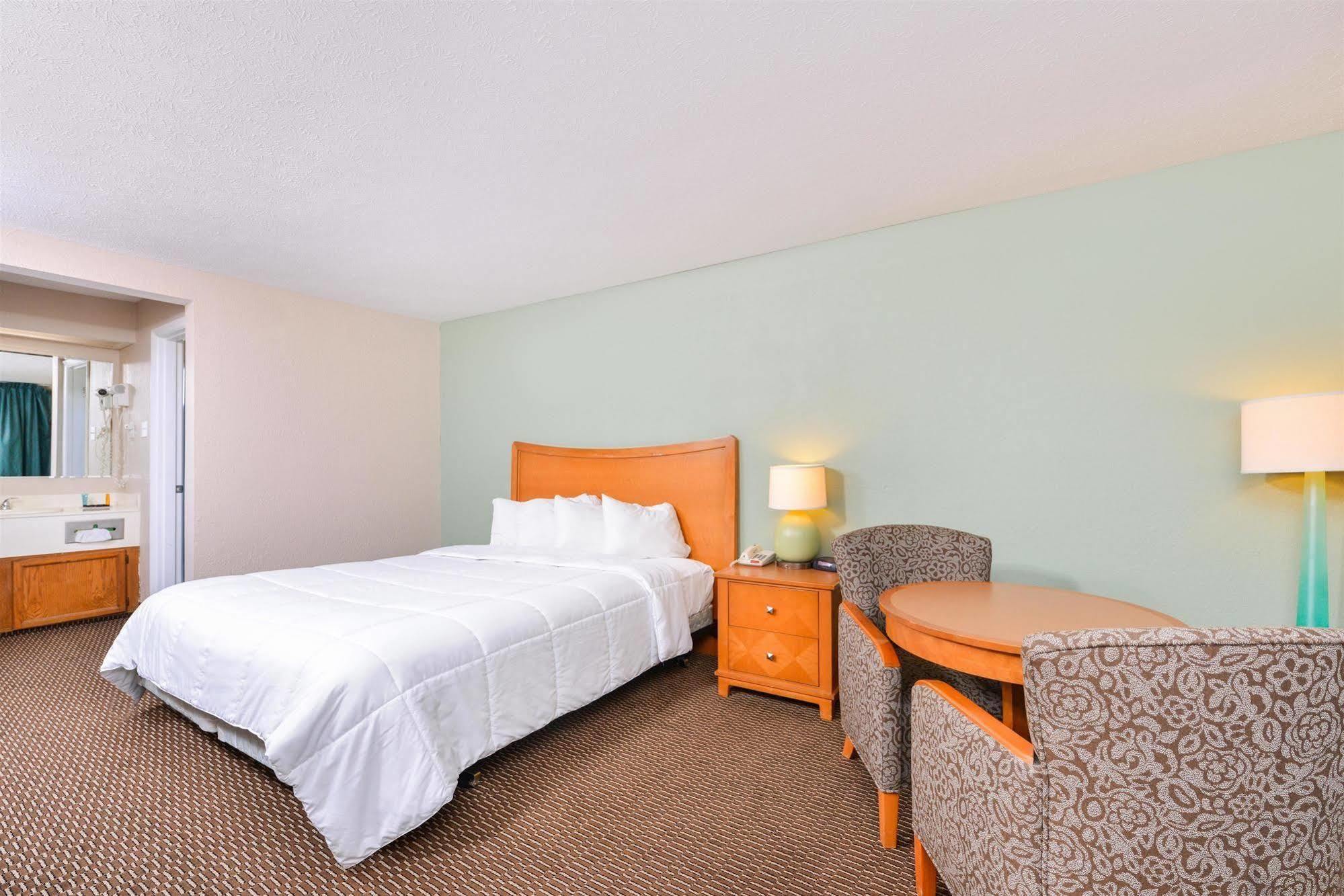 Americas Best Value Inn - Сомерсет Экстерьер фото
